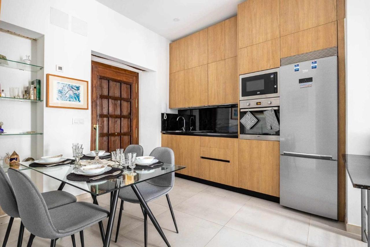 Comfy Away - Apartamento Exclusivo Mercado De Triana Con Balcon セビリア エクステリア 写真
