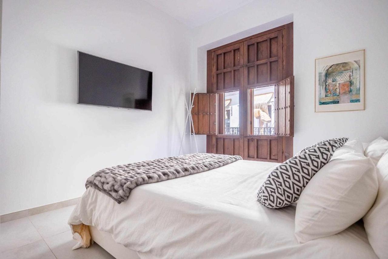 Comfy Away - Apartamento Exclusivo Mercado De Triana Con Balcon セビリア エクステリア 写真
