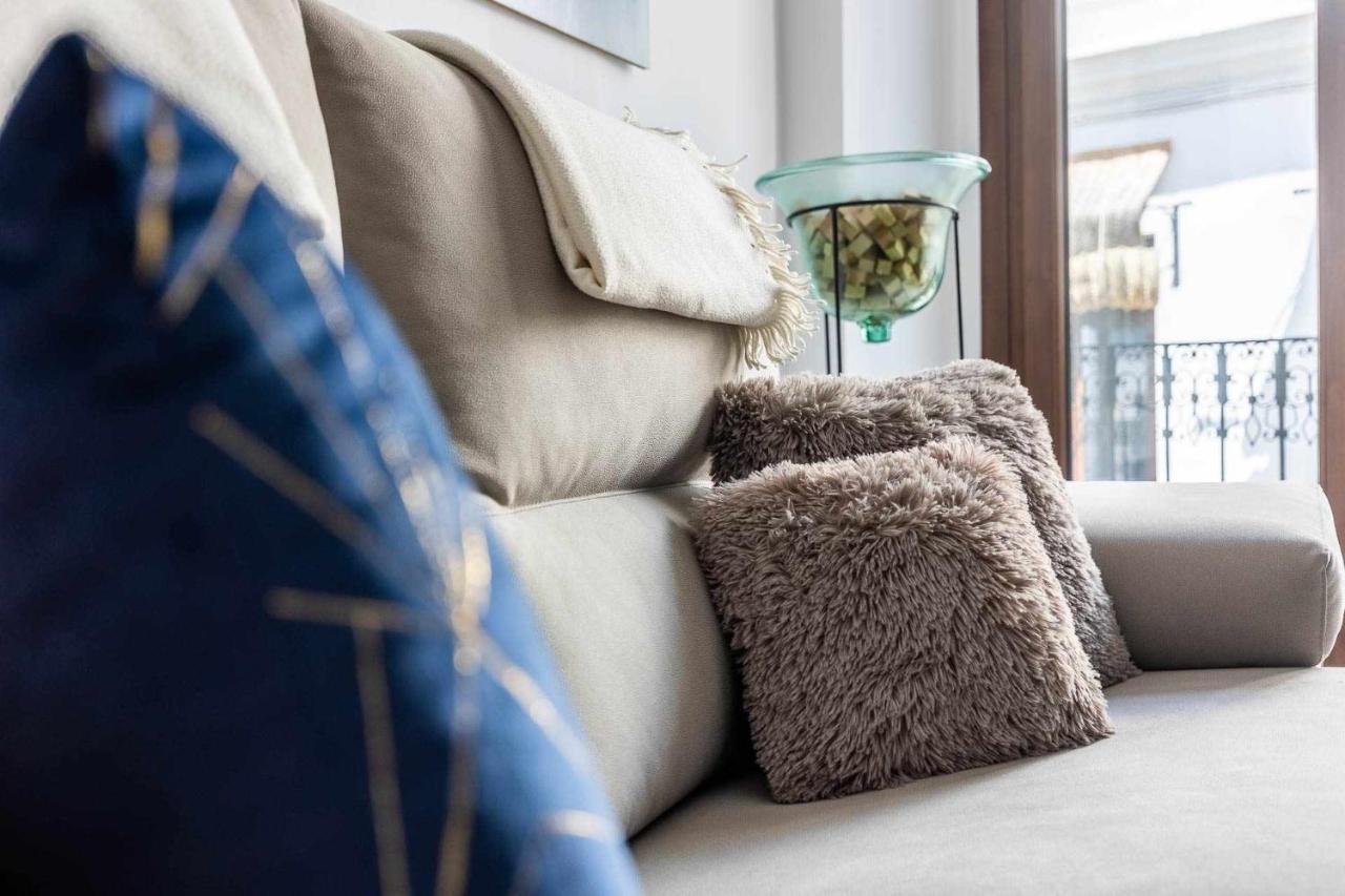 Comfy Away - Apartamento Exclusivo Mercado De Triana Con Balcon セビリア エクステリア 写真